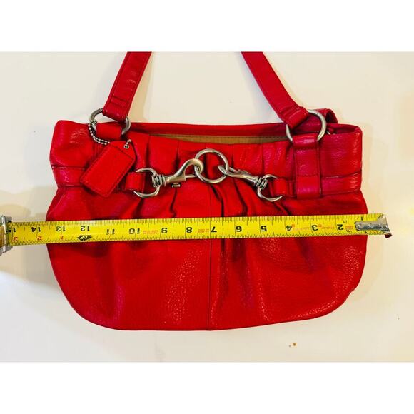 St. John’s Bay Red Leather Shoulder Bag Horsebit Buckle Hobo Satchel Vintage Y2K - Picture 10 of 10